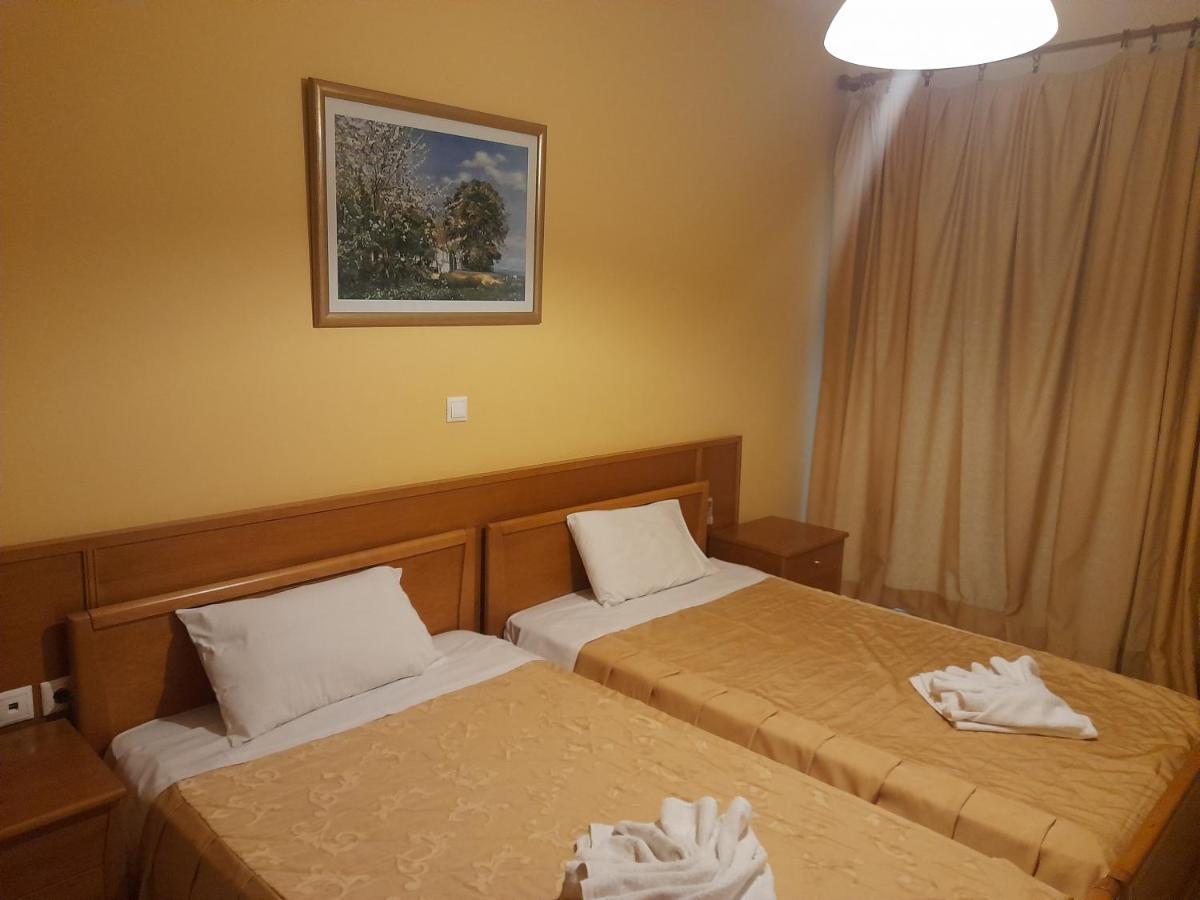 Hotel Iria Beach Εξωτερικό φωτογραφία