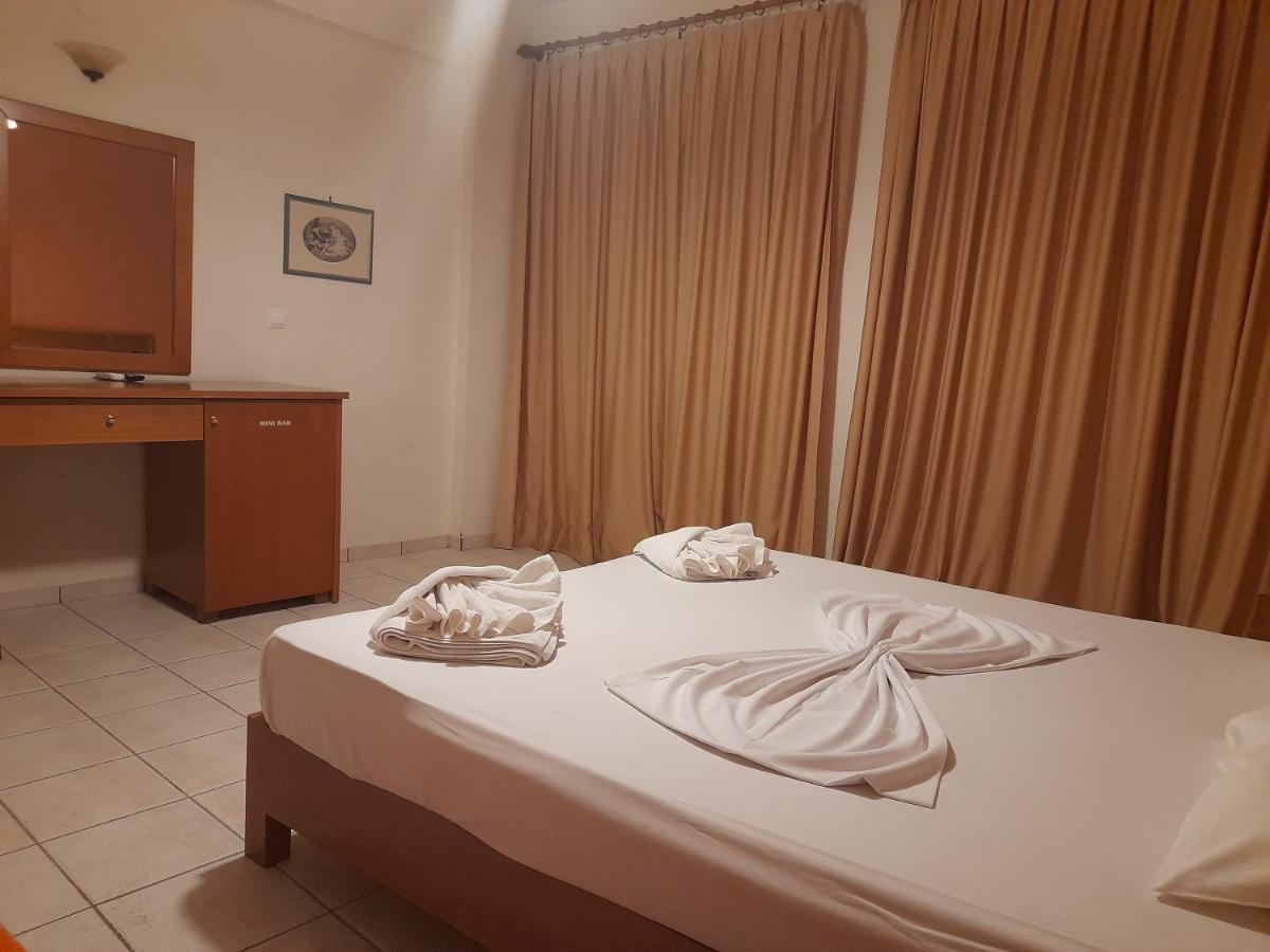 Hotel Iria Beach Εξωτερικό φωτογραφία
