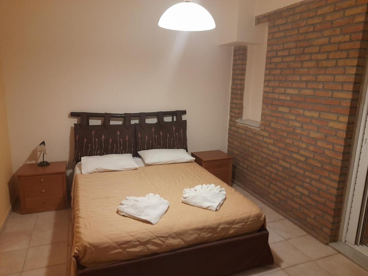 Hotel Iria Beach Εξωτερικό φωτογραφία