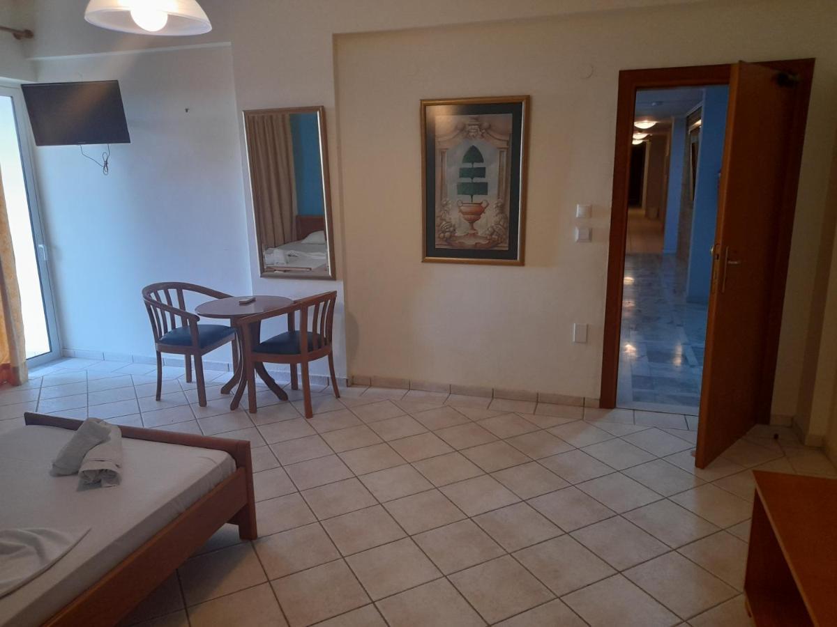 Hotel Iria Beach Εξωτερικό φωτογραφία